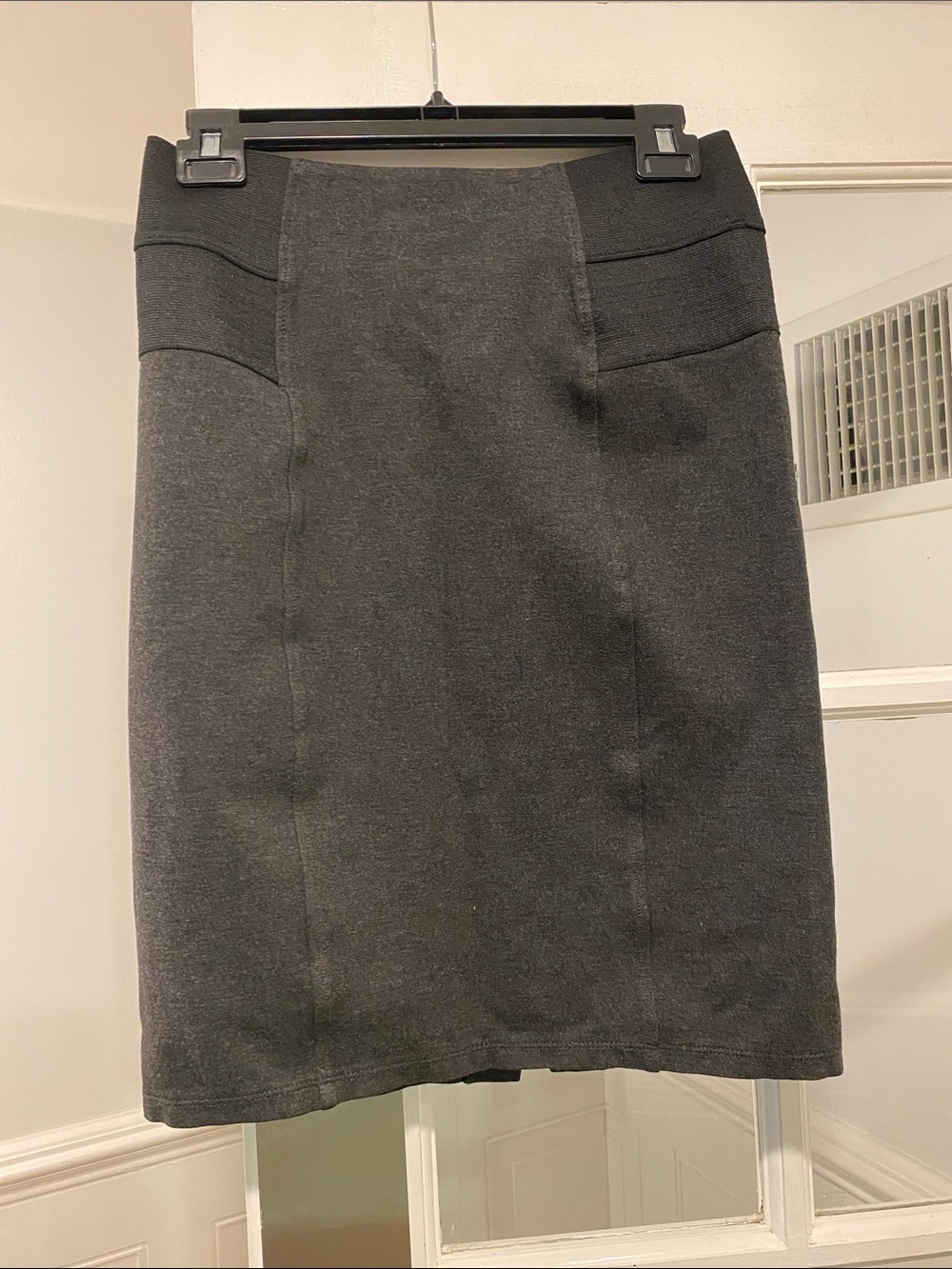 Calvin Klein size 4 skirt good condition